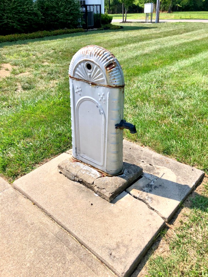 Old Water Pump, Gallatin Street, Burlington, KY 