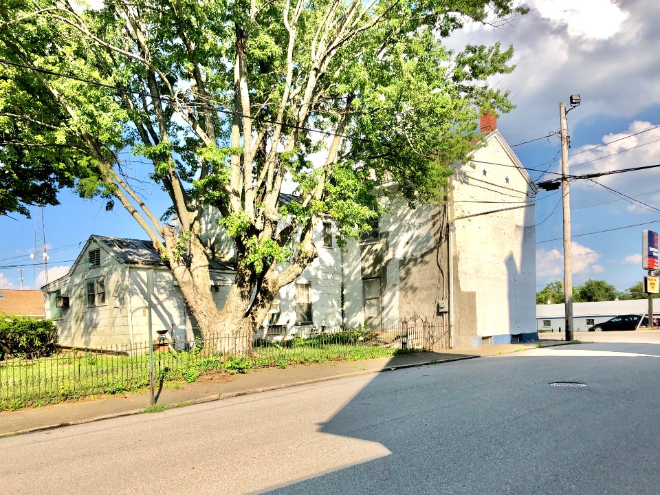 Main Street, Alexandria, KY 