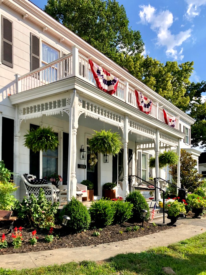 Main Street, Alexandria, KY 