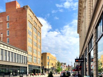 Madison Avenue, Covington, KY 