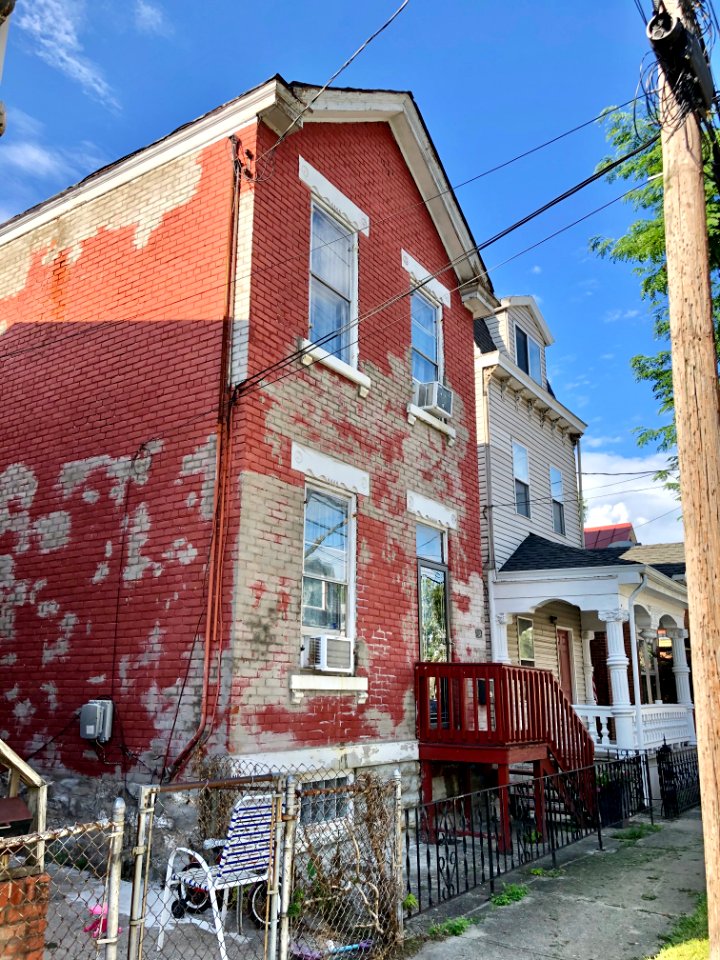 West Watkins Street, Lewisburg, Covington, KY 