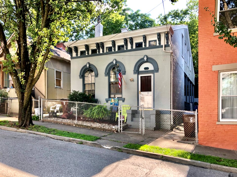 Western Avenue, Lewisburg, Covington, KY 