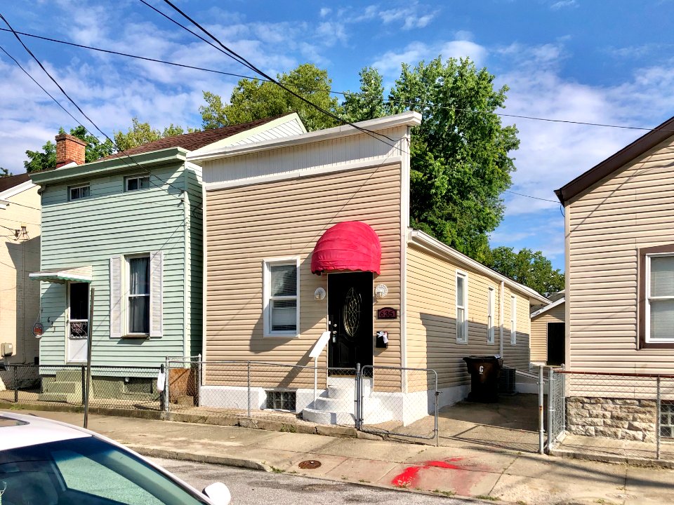 West Watkins Street, Lewisburg, Covington, KY 