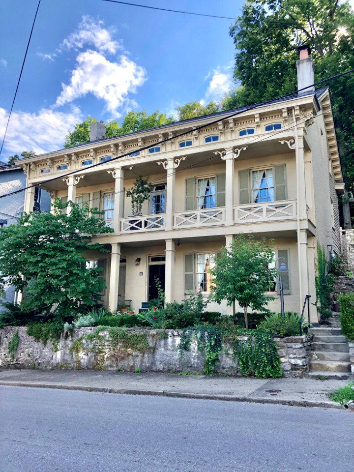 Western Avenue, Lewisburg, Covington, KY 