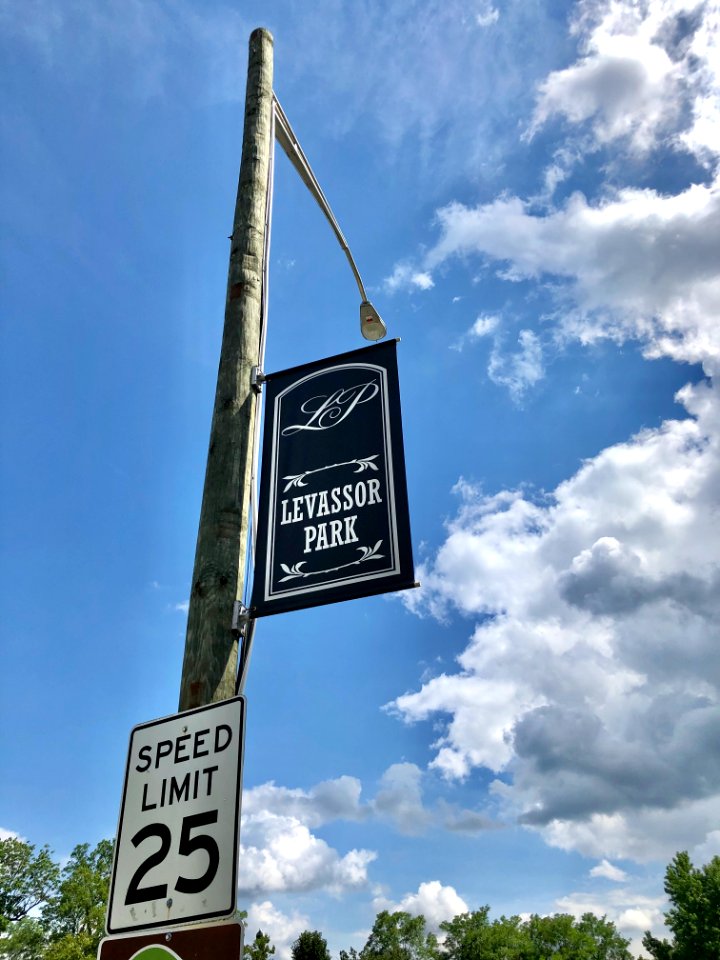 Banner, Eastern Avenue, Levassor Park, Covington, KY 