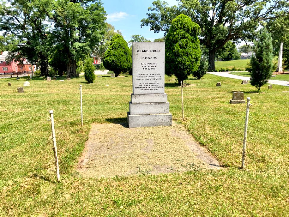 Elks Grand Lodge Monument, Linden Grove Cemetery, Westside… 