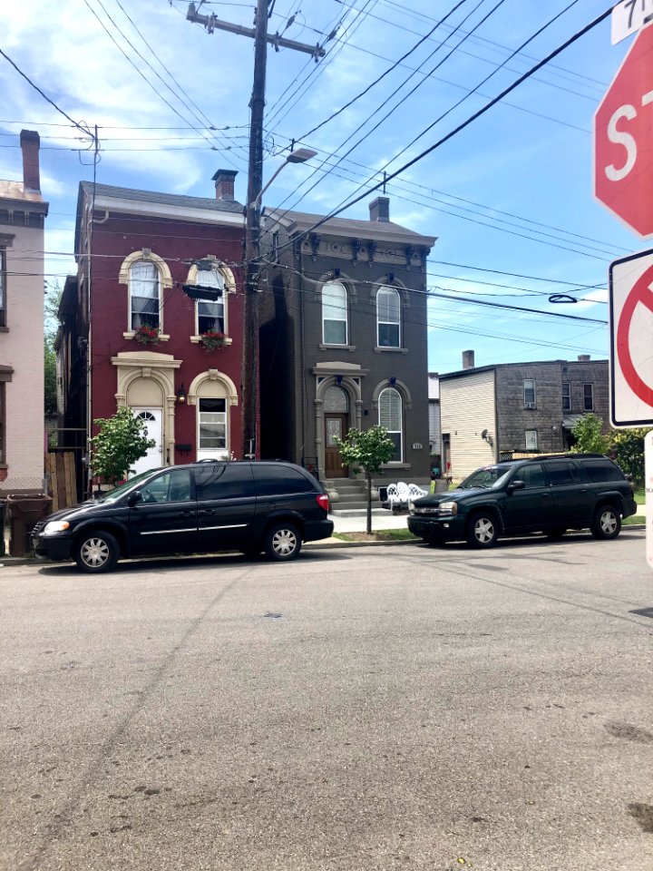 Columbia Street, Two Rivers, Newport, KY 