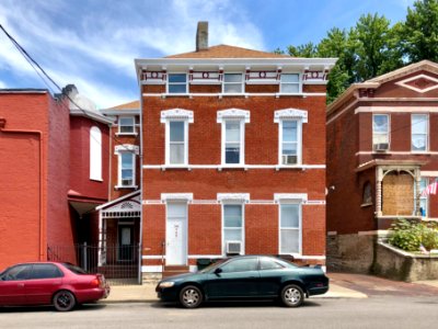 Columbia Street, Two Rivers, Newport, KY 