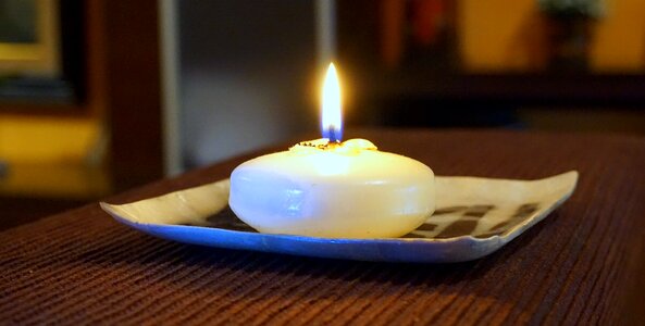 Illuminated wax colors