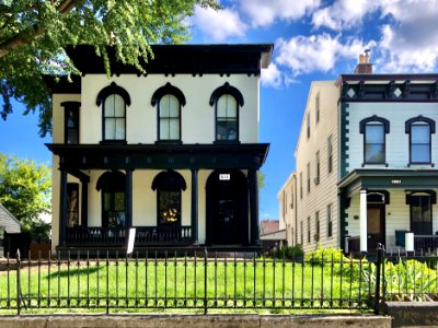 Henry Ranshaw House and Barney Klausing House, 6th Street,… 