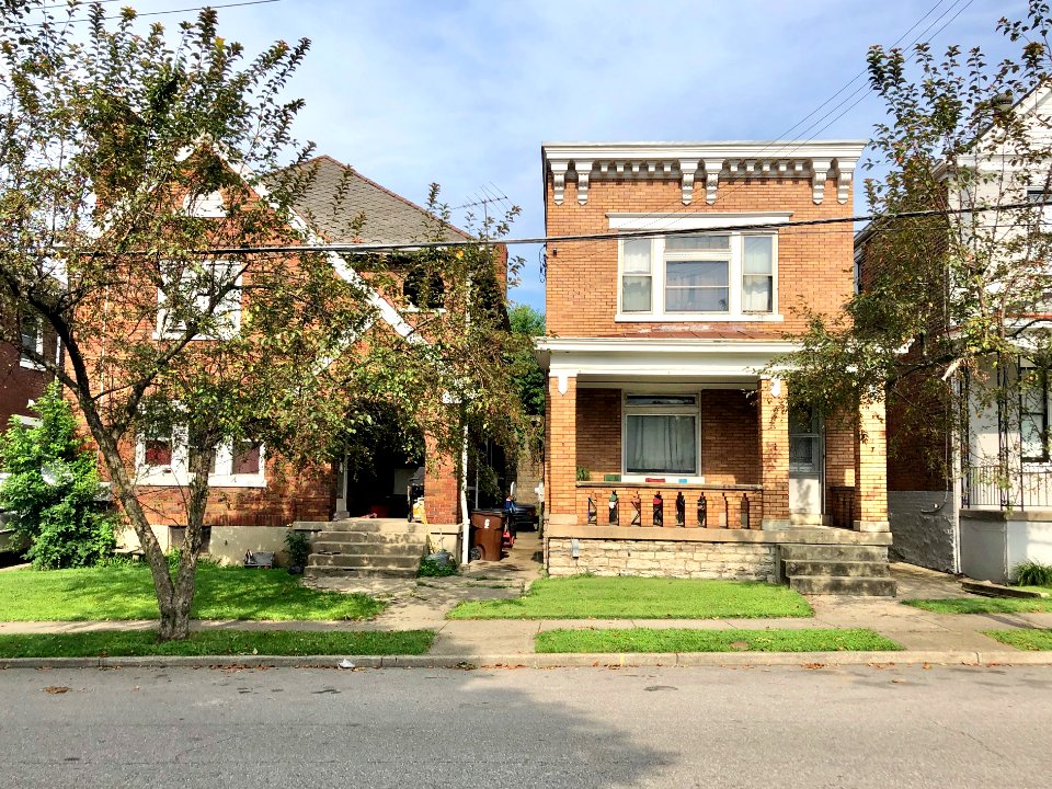 Main Street, Westside, Covington, KY 