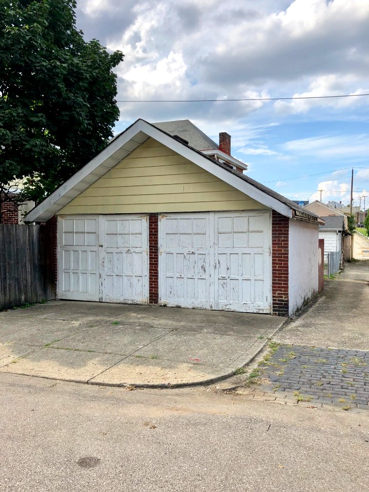 Main Street, Westside, Covington, KY 