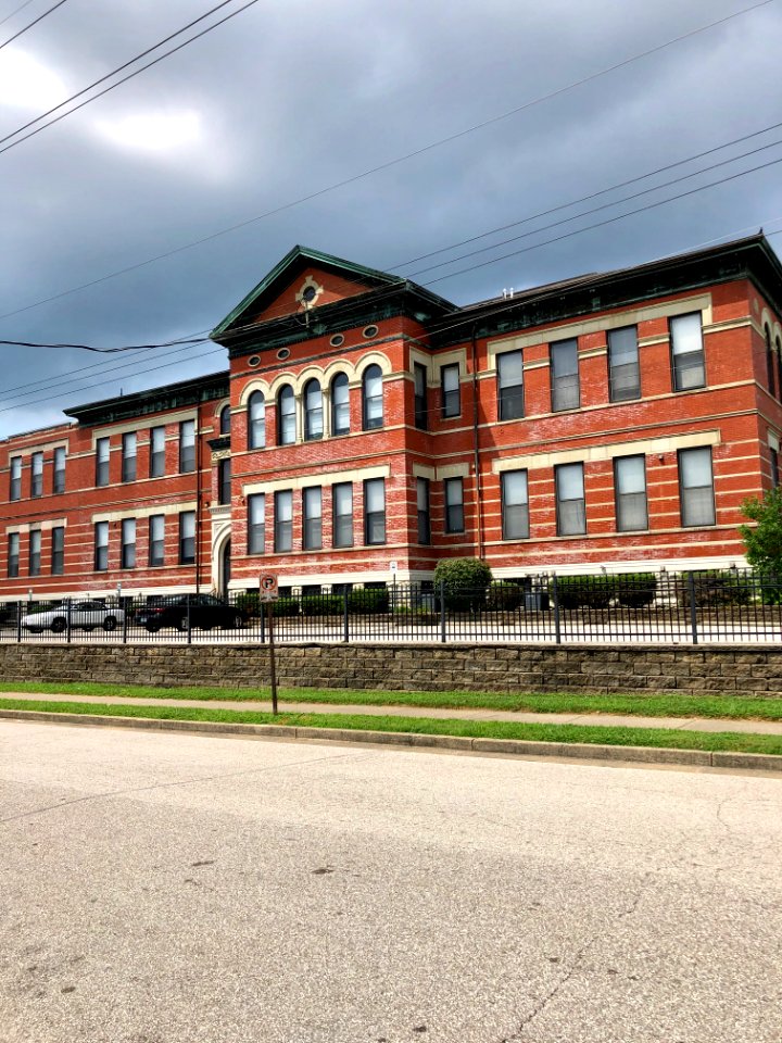 Old 5th District School, Holman Street, Peaselburg, Coving… 