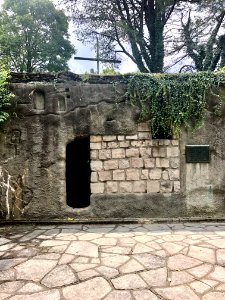 Replica of Christ’s Tomb, Garden of Hope, Peaselburg, Covi… 