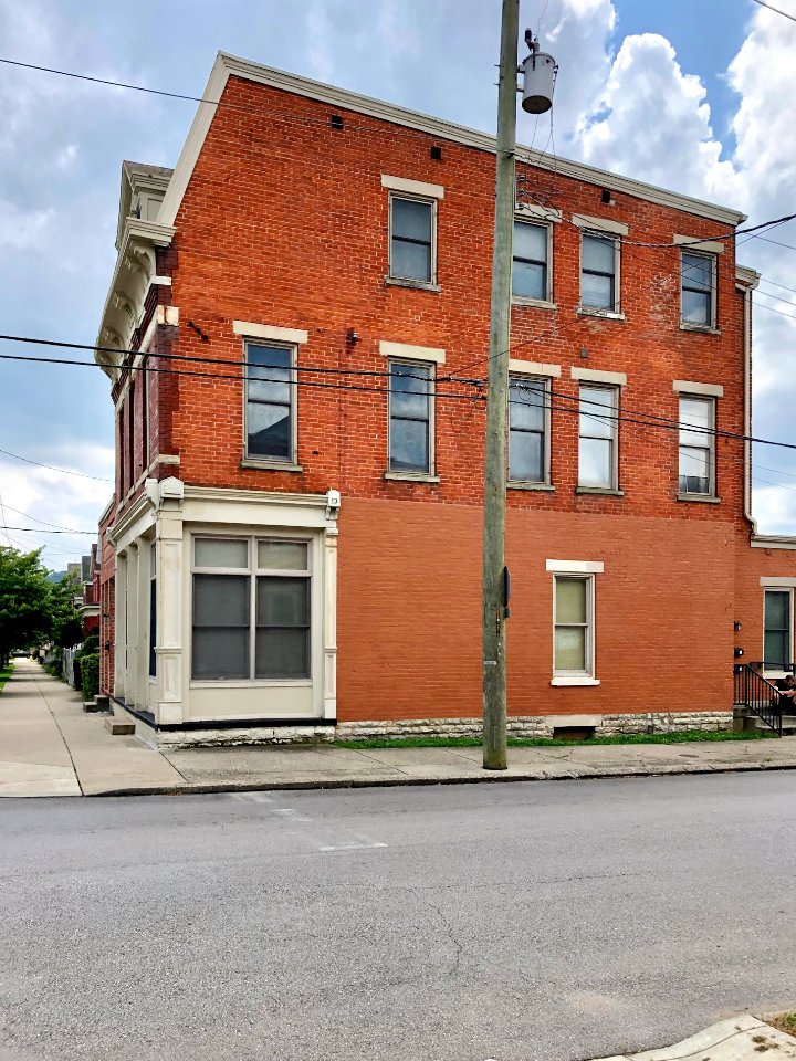 Holman Street, Peaselburg, Covington, KY 