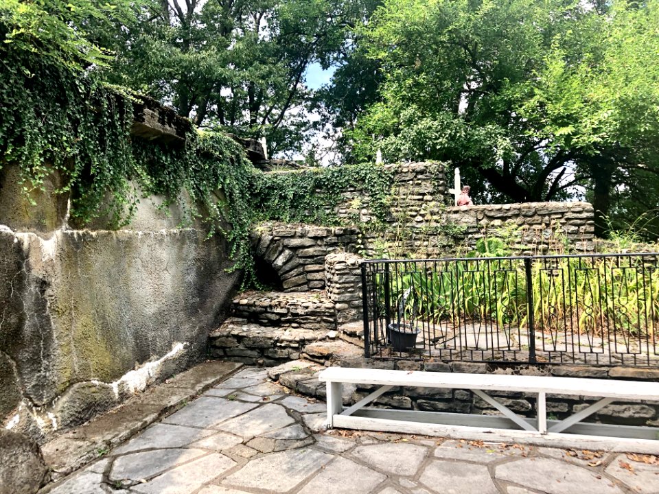 Garden of Hope, Peaselburg, Covington, KY 