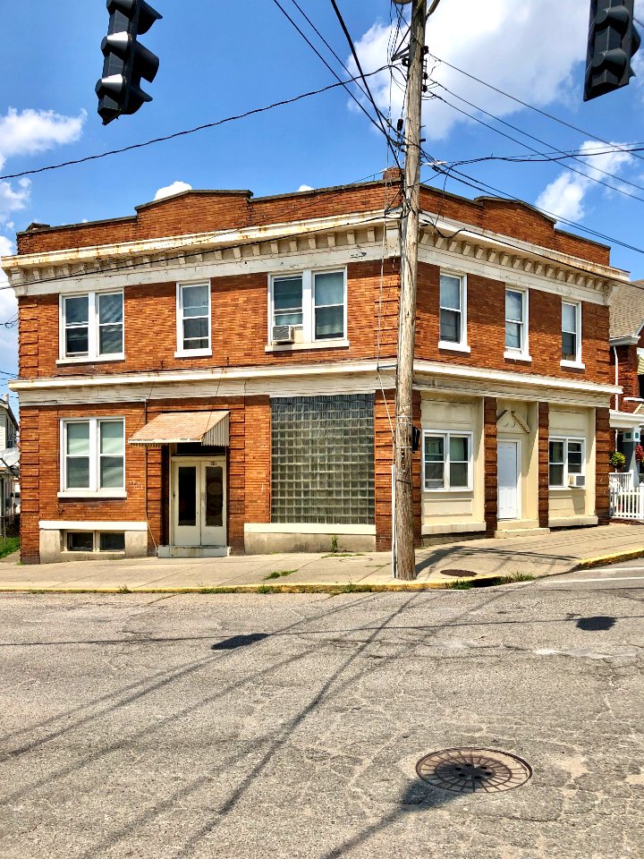Adela Avenue and Oak Street, Ludlow, KY 