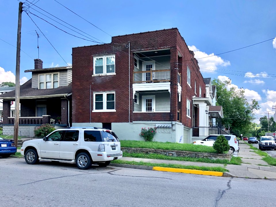 Roselyn Apartments, Kenner Street, Ludlow, KY 