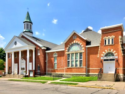First Baptist Church, Linden Avenue, Ludlow, KY 