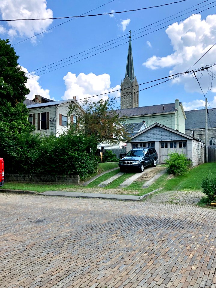 Adela Avenue, Ludlow, 