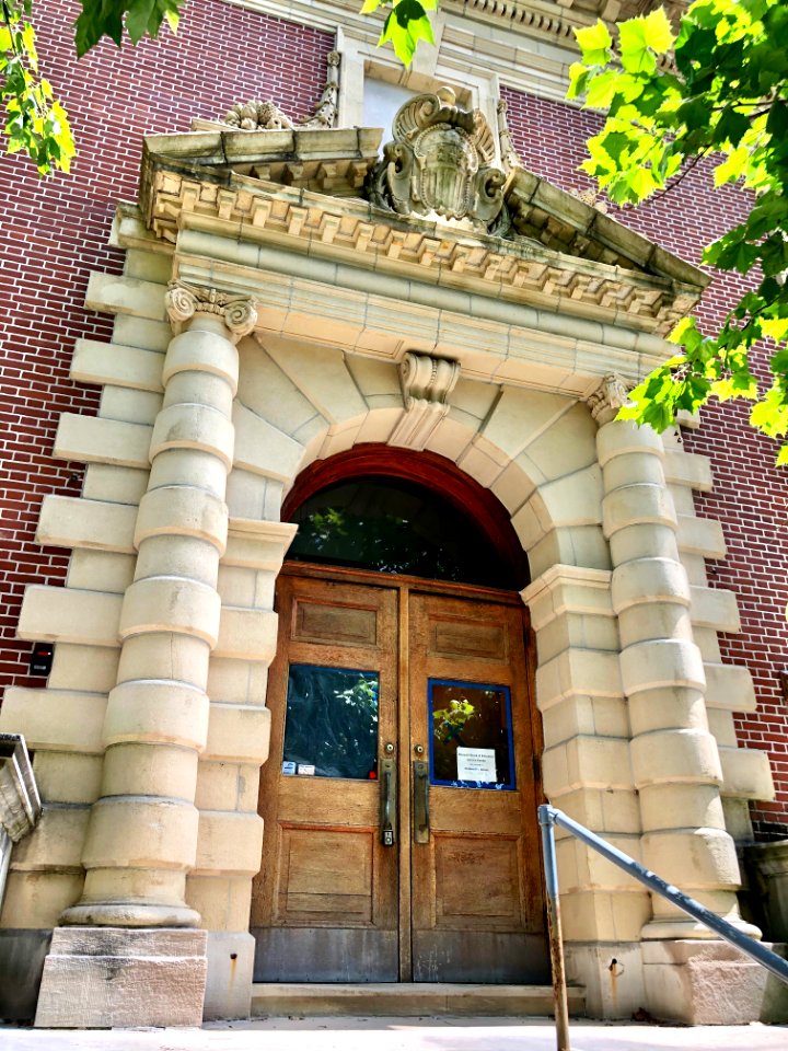 Old Newport Post Office, Washington Avenue, East Row Histo… 