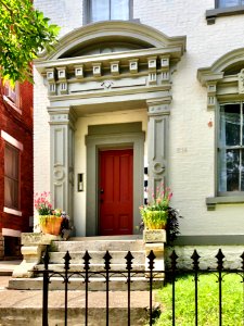Washington Avenue, East Row Historic District, Gateway, Ne… 