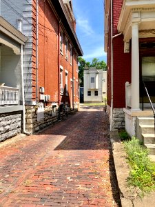 Washington Avenue, East Row Historic District, Gateway, Ne… 