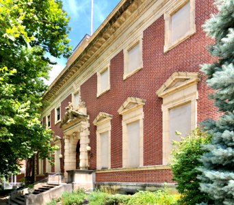 Old Newport Post Office, Washington Avenue, East Row Histo… 