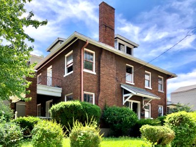 Washington Avenue, East Row Historic District, Gateway, Ne… 