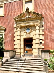 Old Newport Post Office, Washington Avenue, East Row Histo… 
