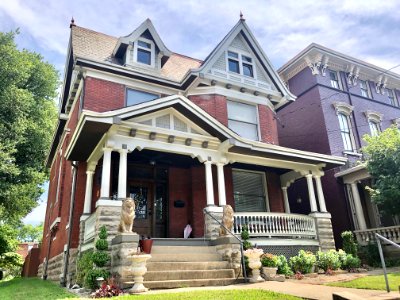 Washington Avenue, East Row Historic District, Gateway, Ne… 