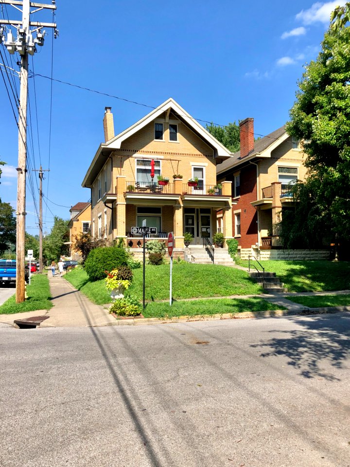 Maple Avenue, East Row Historic District, Gateway, Newport… 