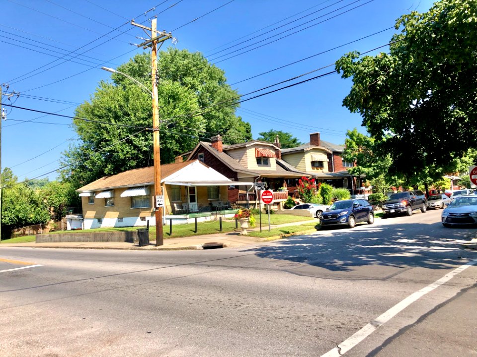 Oak Street, East Row Historic District, Gateway, Newport, … 