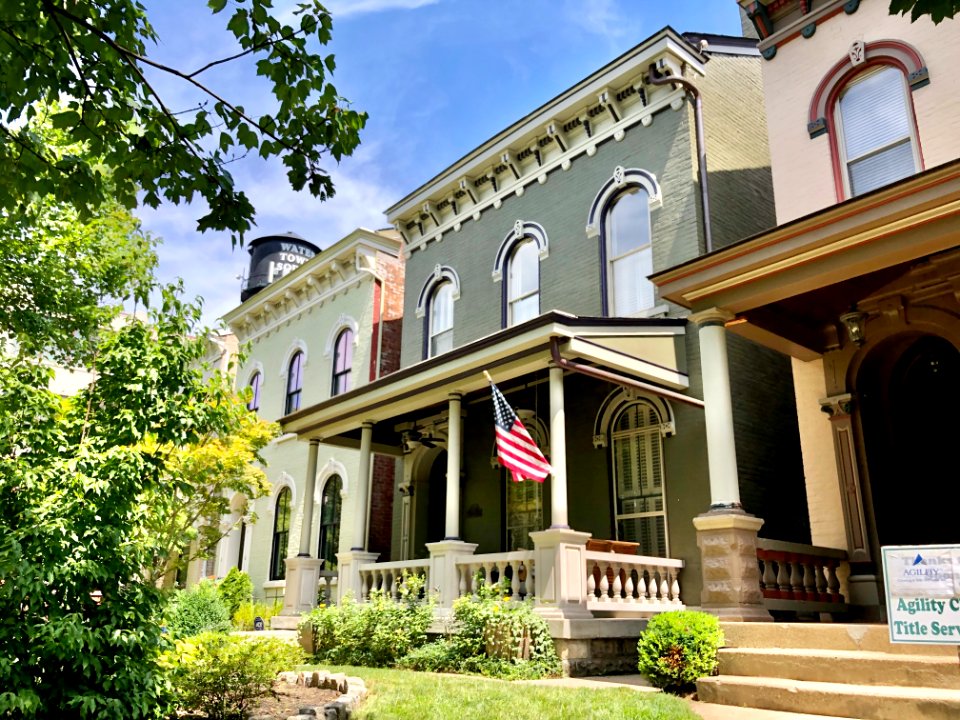 Washington Avenue, East Row Historic District, Gateway, Ne… 