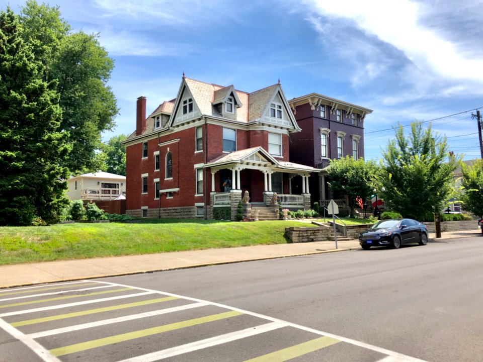 Washington Avenue, East Row Historic District, Gateway, Ne… 