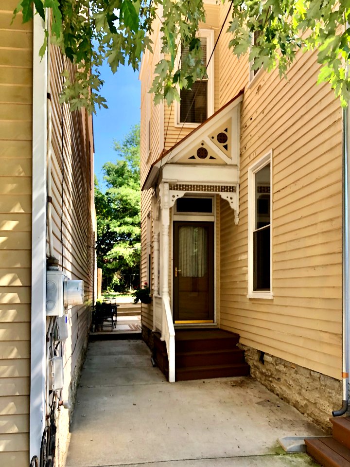 2nd Street, Mansion Hill, Newport, KY 