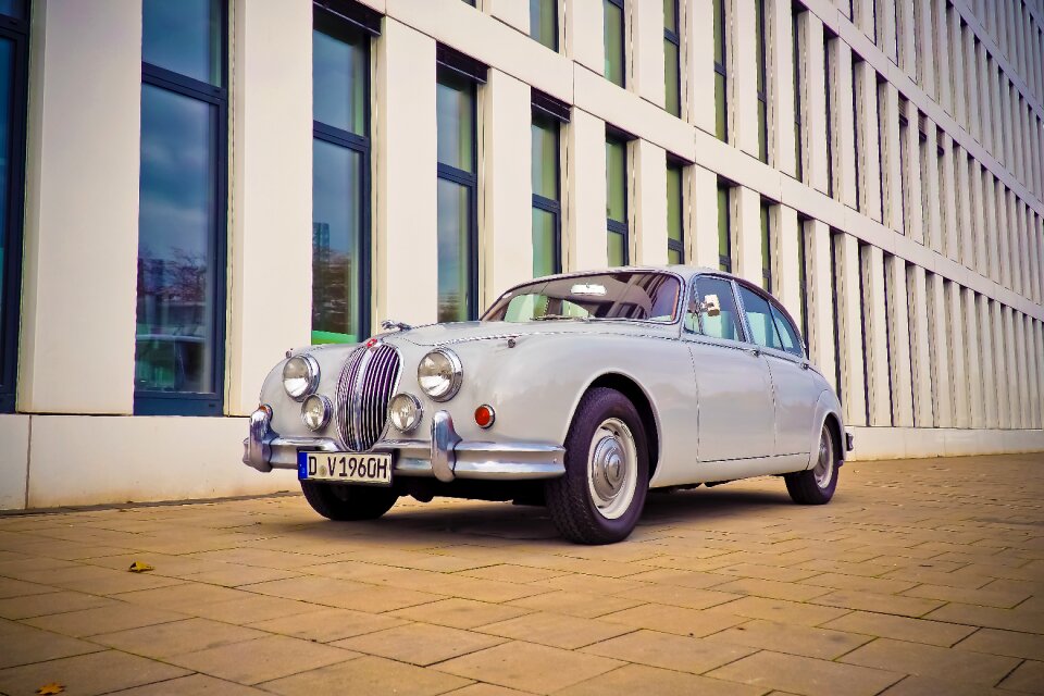 Automotive vehicle classic