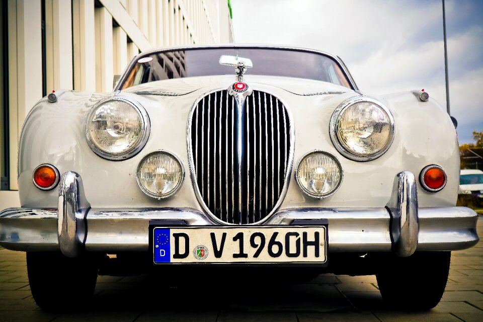 Automotive vehicle classic