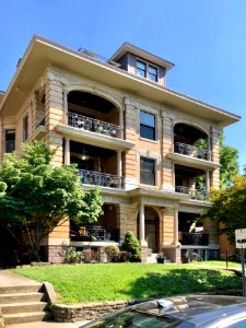 Flora Apartments, Nelson Place, Mansion Hill, Newport, KY 