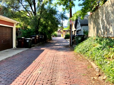 Tennessee Alley, Mansion Hill, Newport, KY 