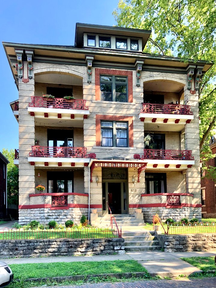 Smith Flats, Nelson Place, Mansion Hill, Newport, KY 
