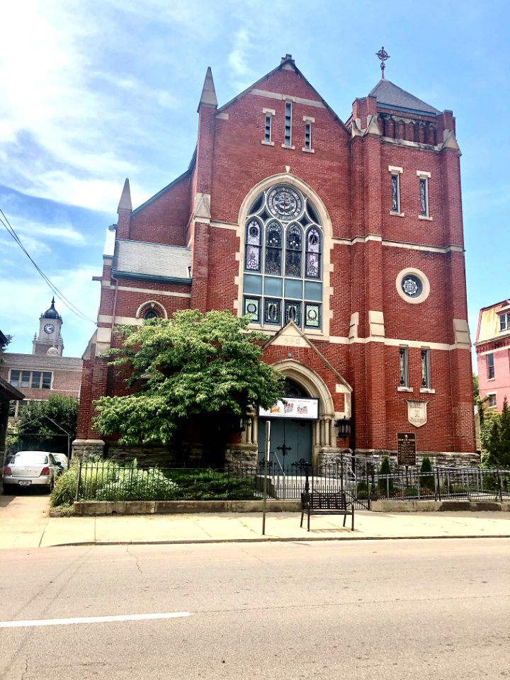 Old Salem Methodist Episcopal Church (Stained Glass Theatr… 