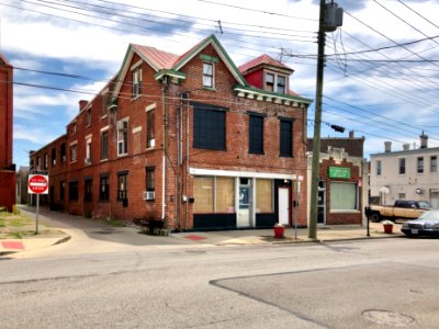 Newport Mineral Water Company Building, 6th Street, Newpor… 