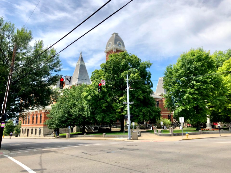 Campbell County Courthouse, York Street, Newport, KY 