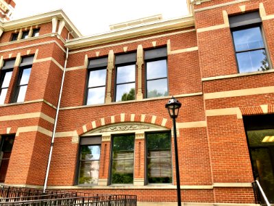 Campbell County Courthouse, York Street, Newport, KY 