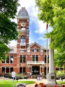 Campbell County Courthouse, York Street, Newport, KY 