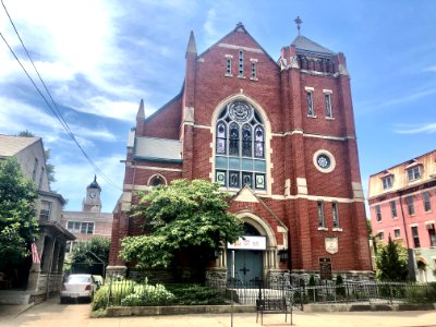 Old Salem Methodist Episcopal Church (Stained Glass Theatr… 
