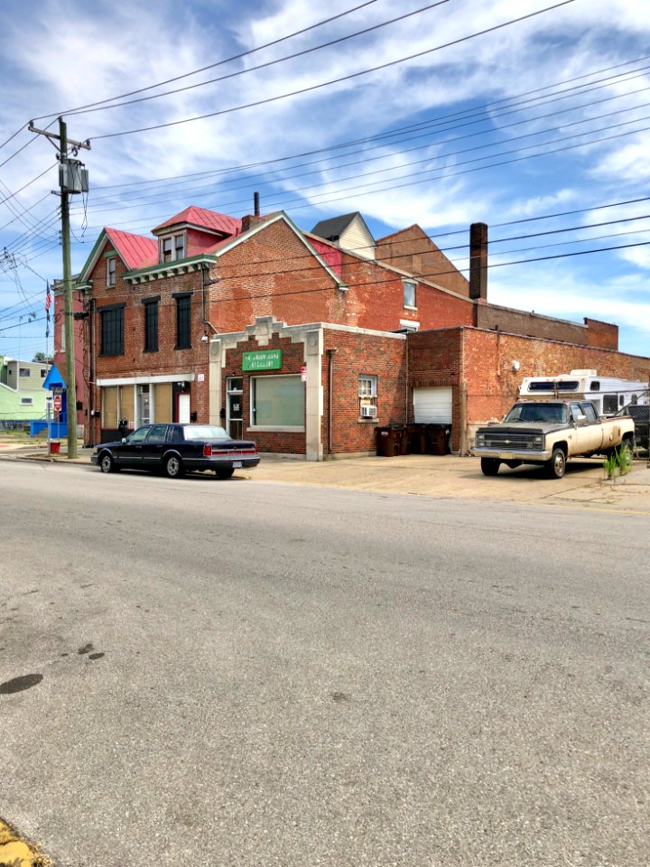 Newport Mineral Water Company Building, 6th Street, Newpor… 