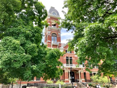 Campbell County Courthouse, York Street, Newport, KY 