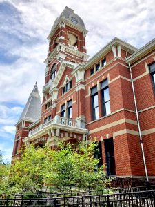 Campbell County Courthouse, York Street, Newport, KY 